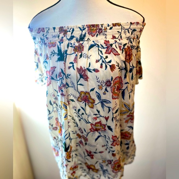 Old Navy Tops Old Navy Off The Shoulder Floral Top Nwt Poshmark